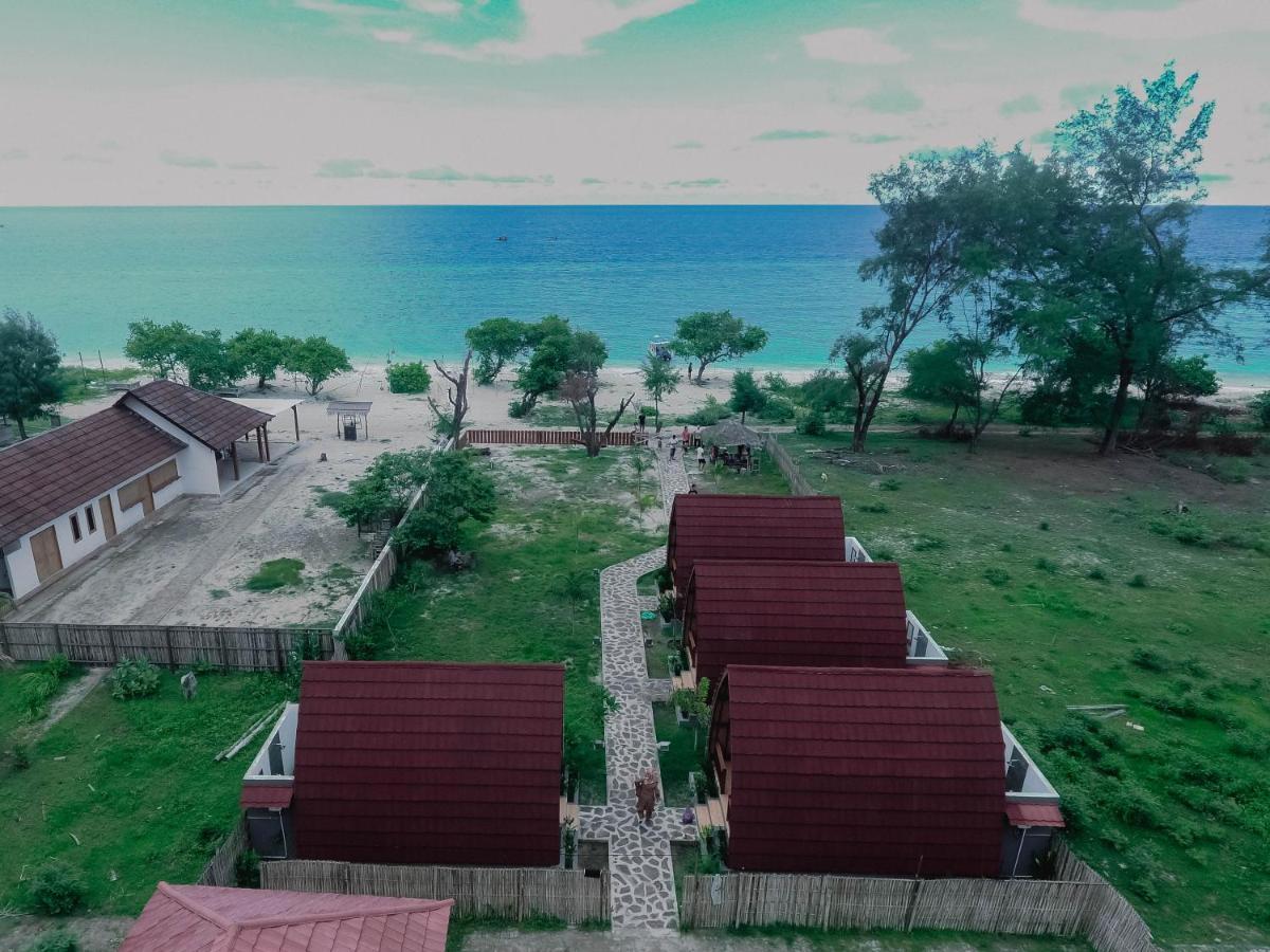 Laba Laba Bungalow Гили Мено Екстериор снимка